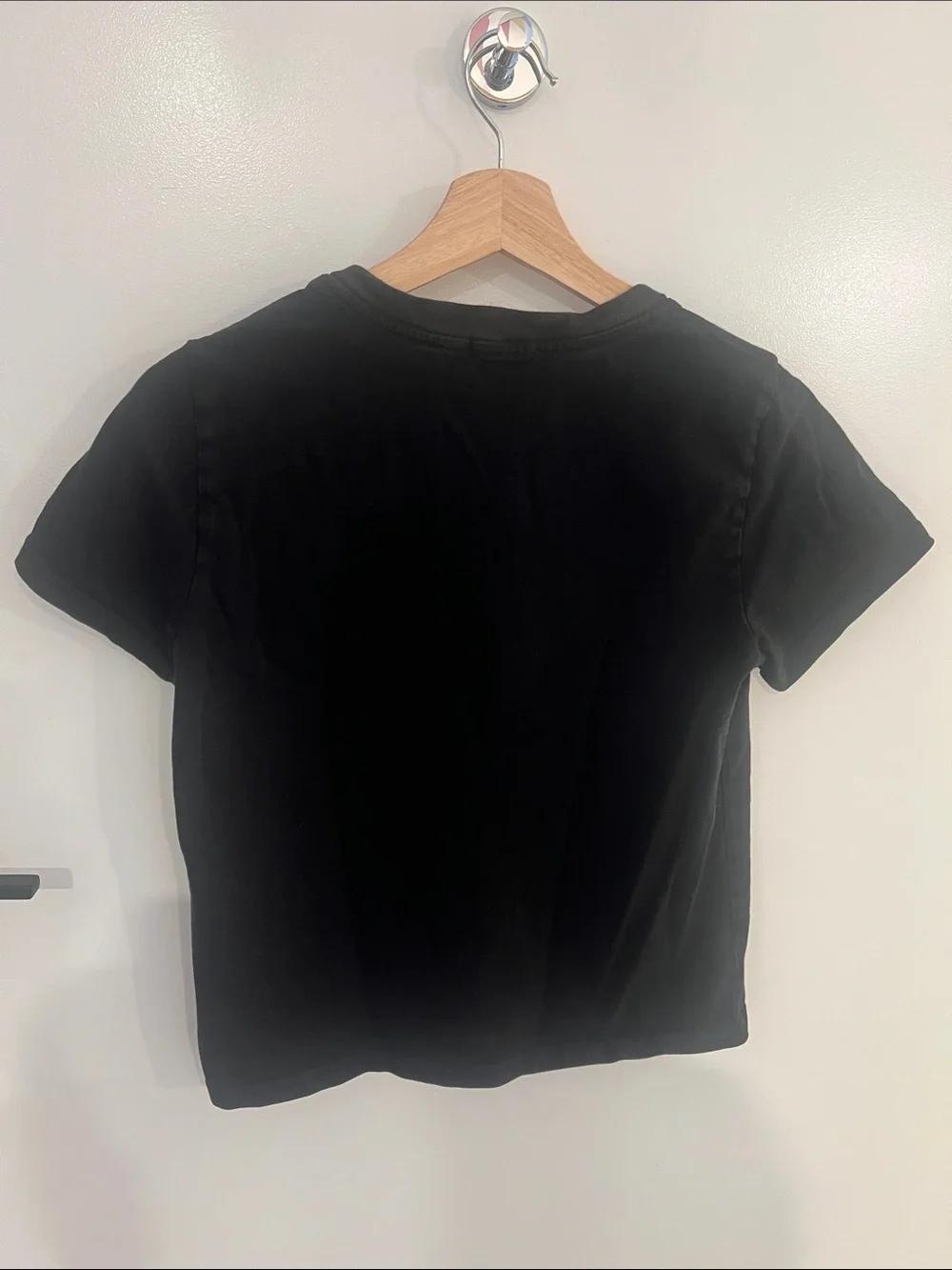 Reformation Black Short Sleeve Crew Tee - Picture 3 of 4